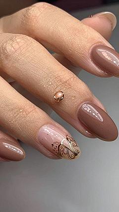 Applying Deep Mocha Brown and Gold Swirl Gel Pedicures