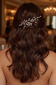 Glamorous Wedding Hairstyles with Soft Curls & Pearls