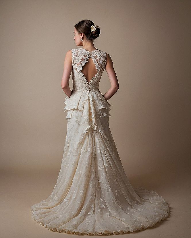 Styling a Two Piece Long Sleeve Boho Wedding Gown