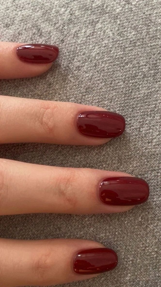 Short Glossy Deep Red Nails for Autumn Days