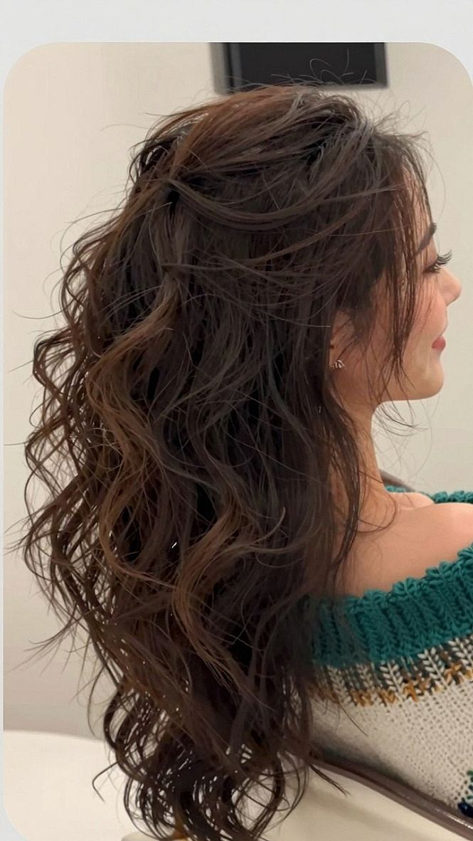Choosing Textured Half Up Half Down Wedding Hair