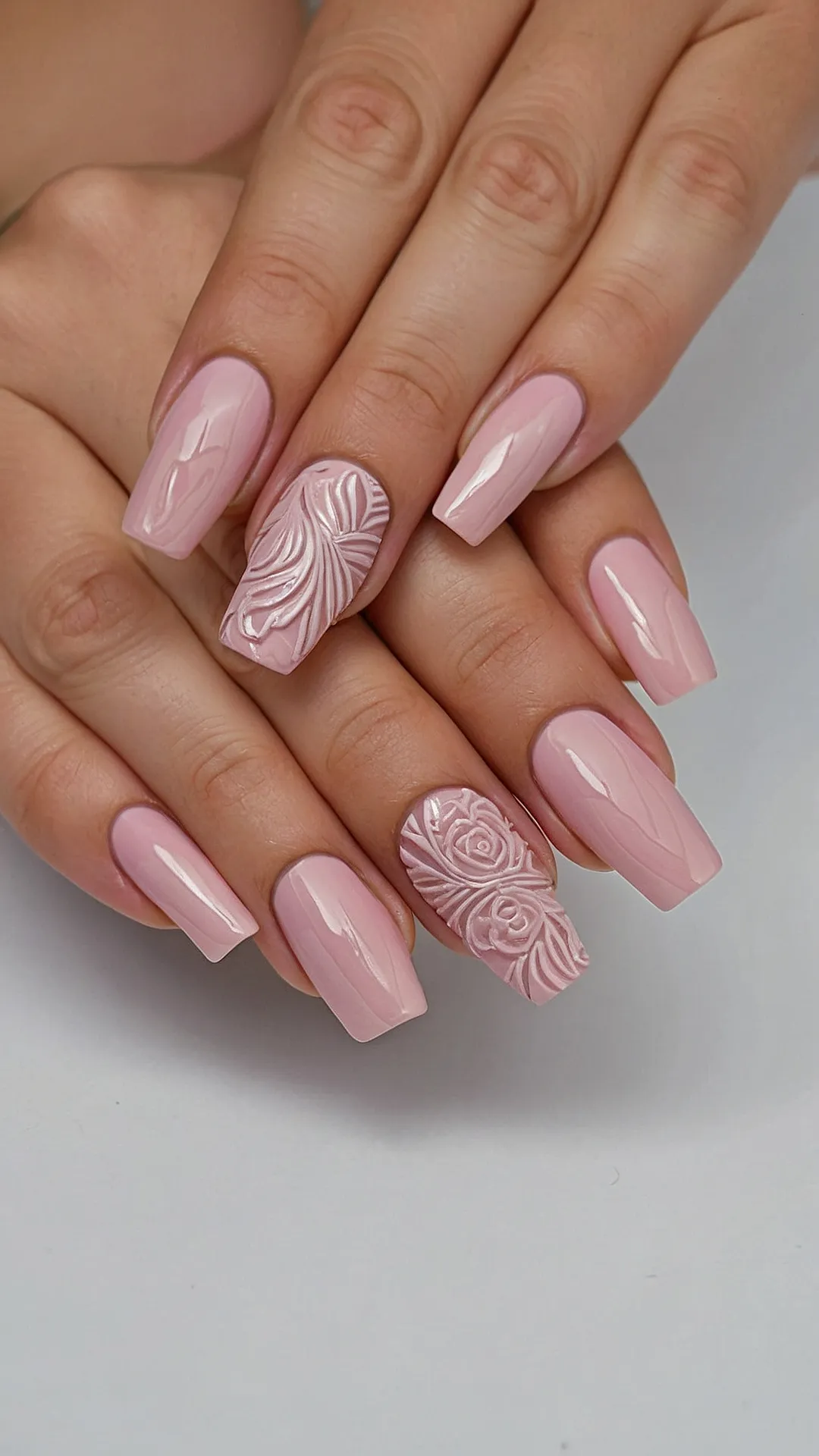 Rosy Lens Lacquer