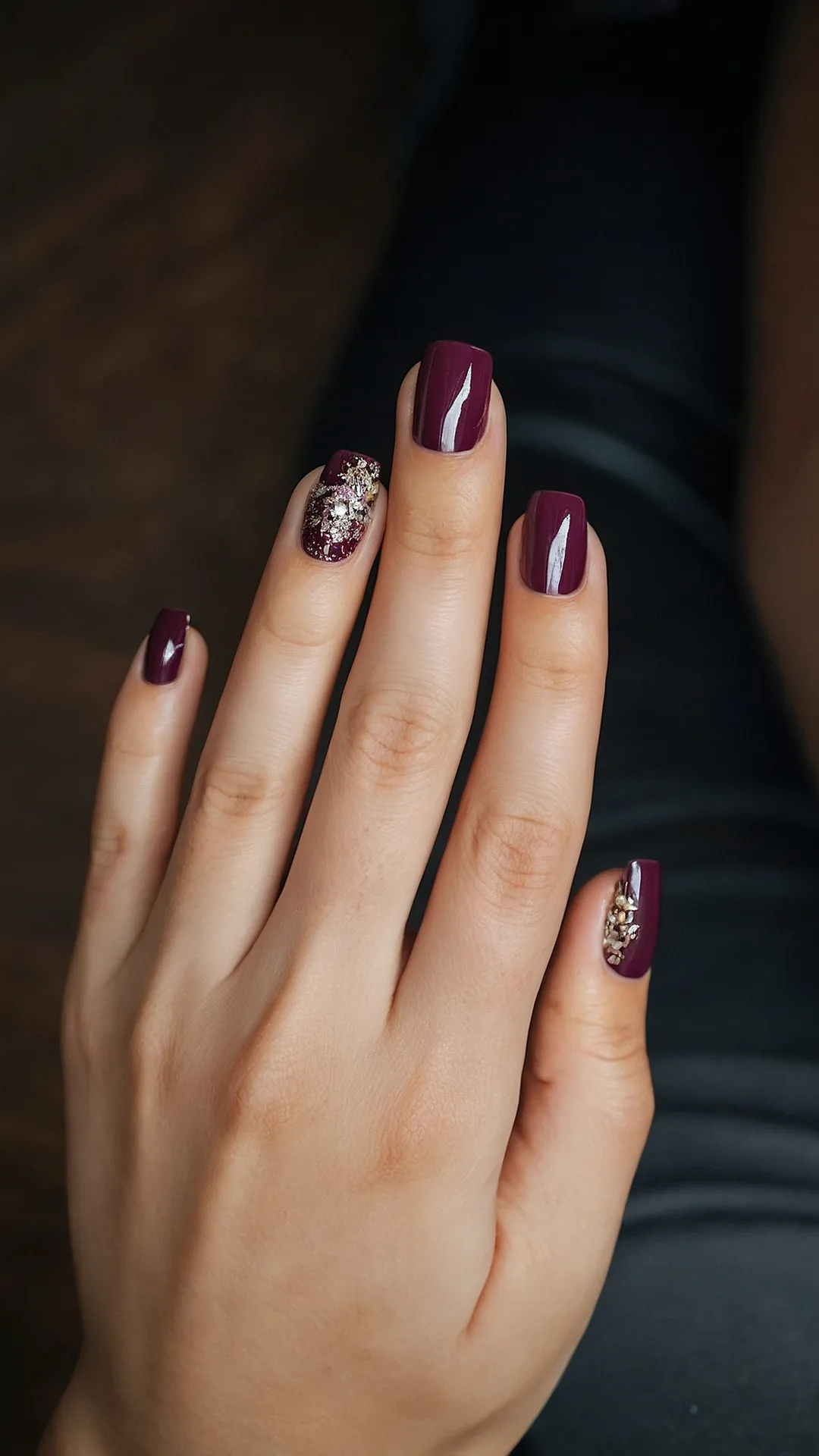 Earthy Tones and Cozy Designs for Fall Nail Inspiration