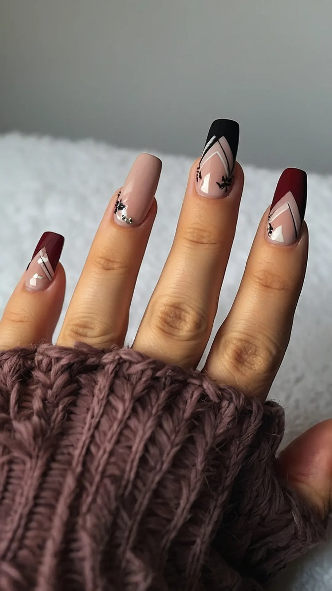 Fall in Love with Nails: