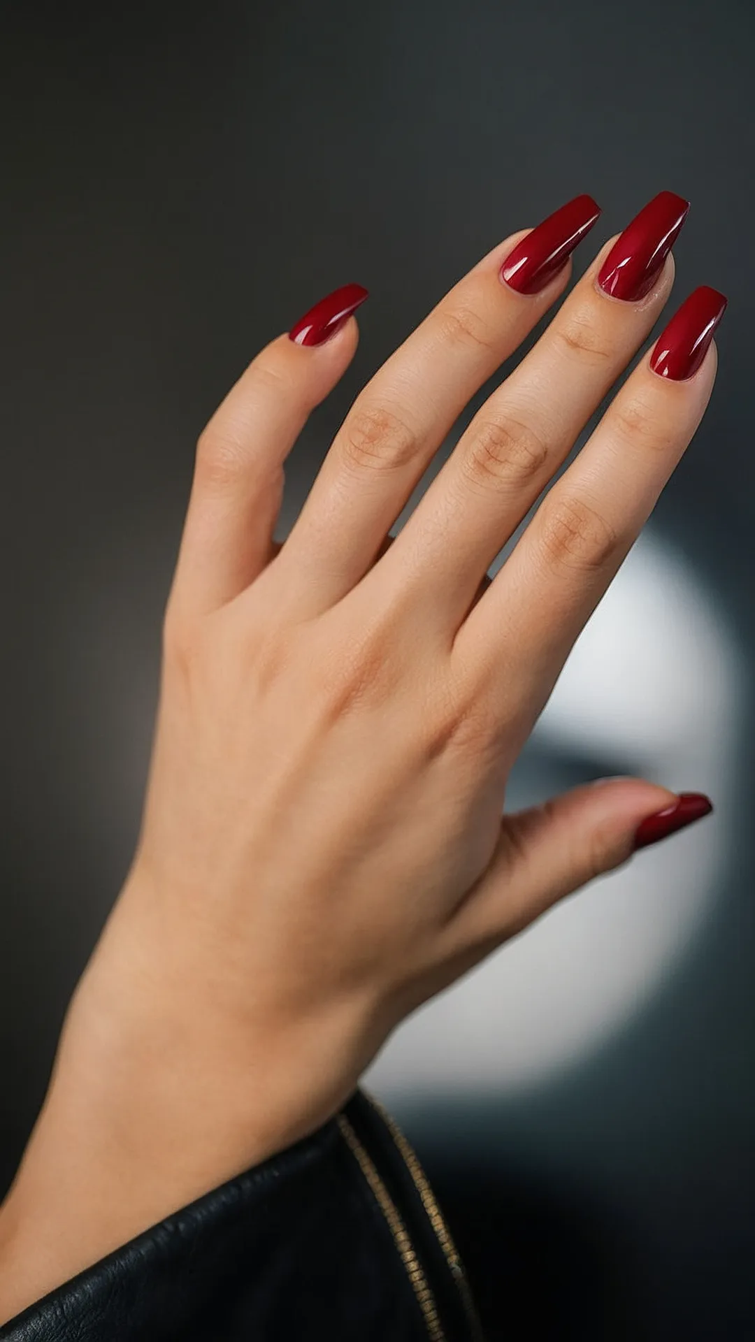 Fall Into Glamour:  Subtle Nail Trends