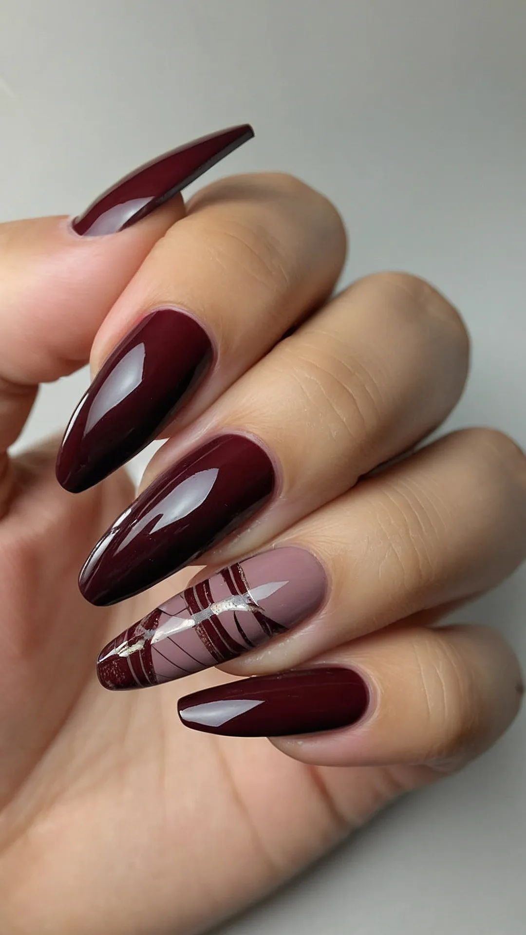 Burgundy Bliss: Nail Art