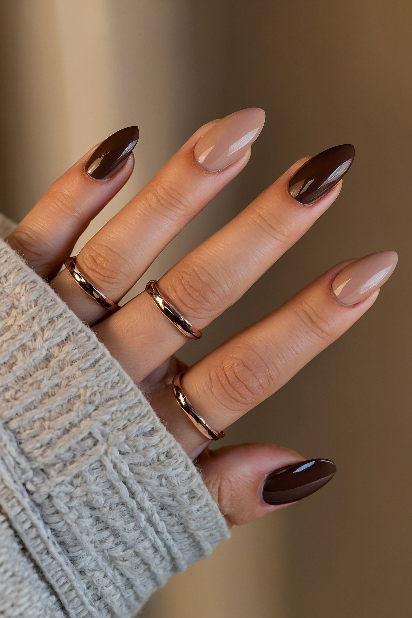 The Allure of Almond: Perfecting Your Fall Nail Shape