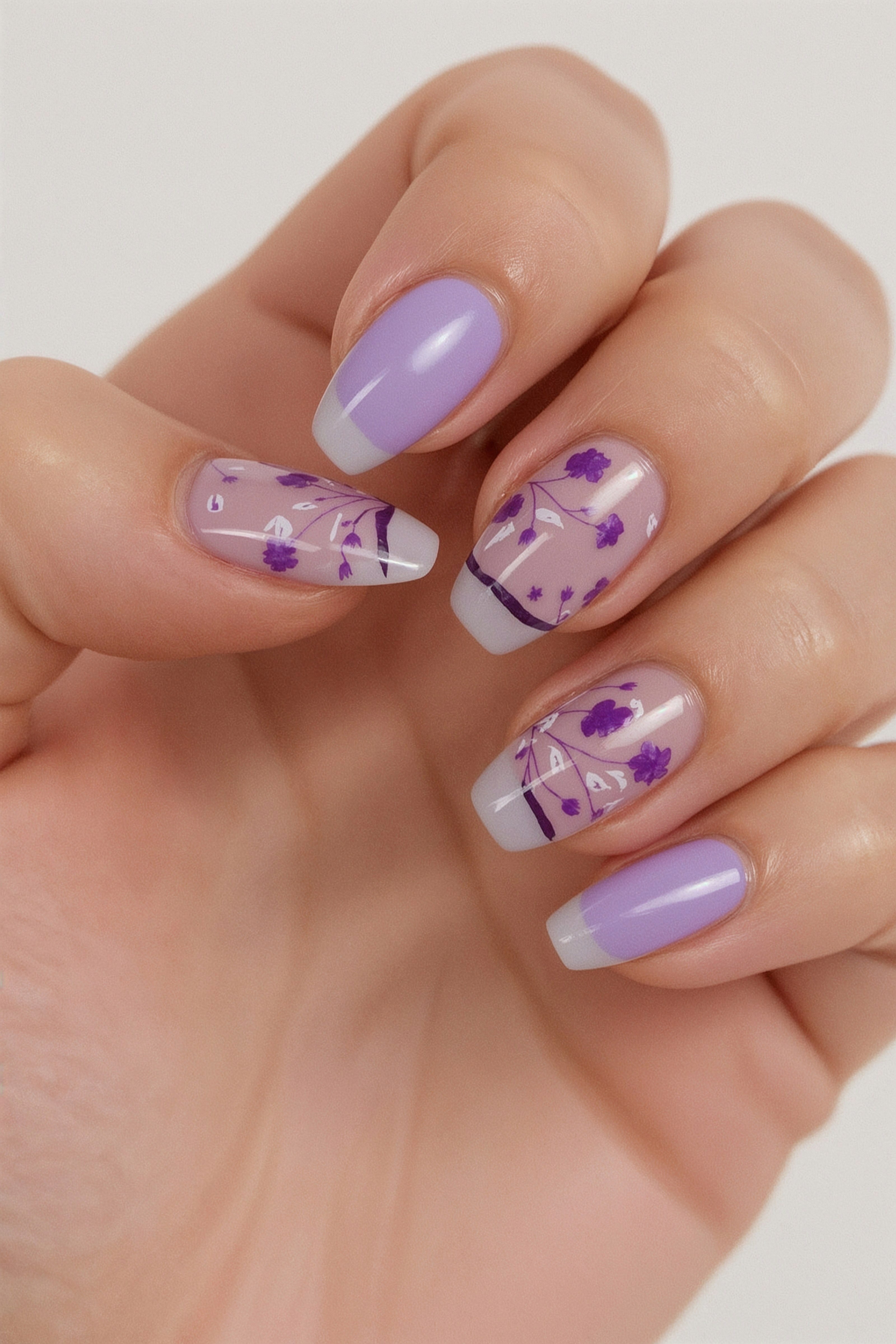French tips with lavender blossoms
