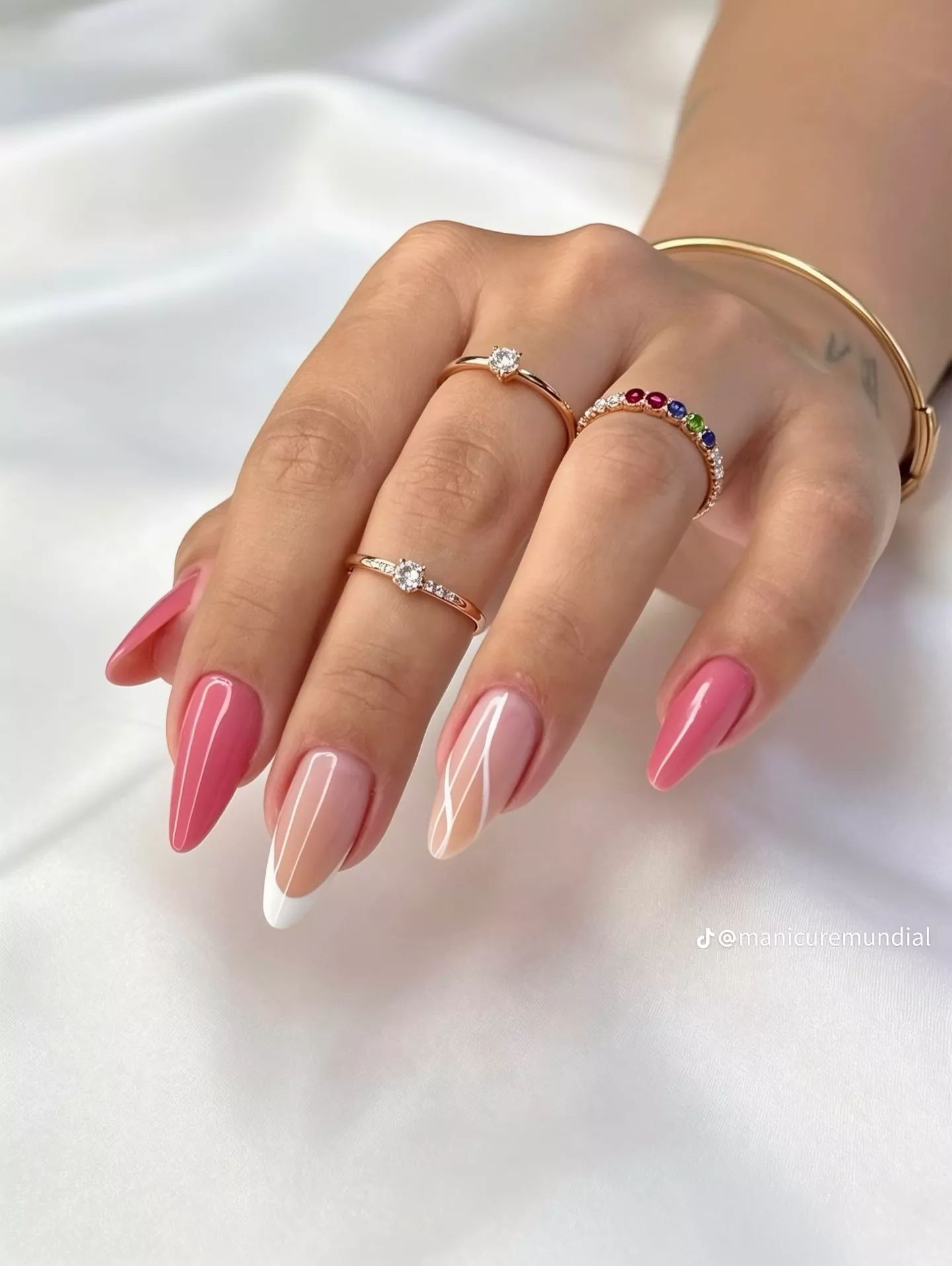Choosing Soft Almond Nails for a Polished Everyday Style