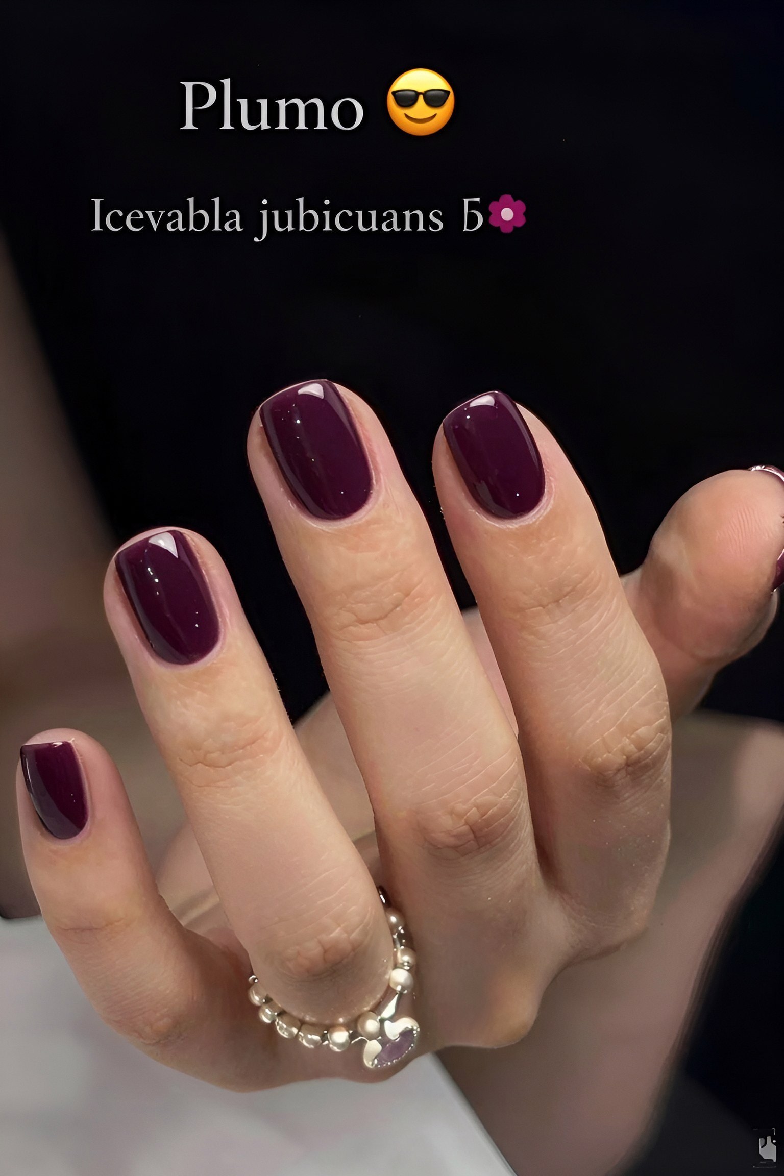 Choosing Glossy Deep Plum Nails for Fall