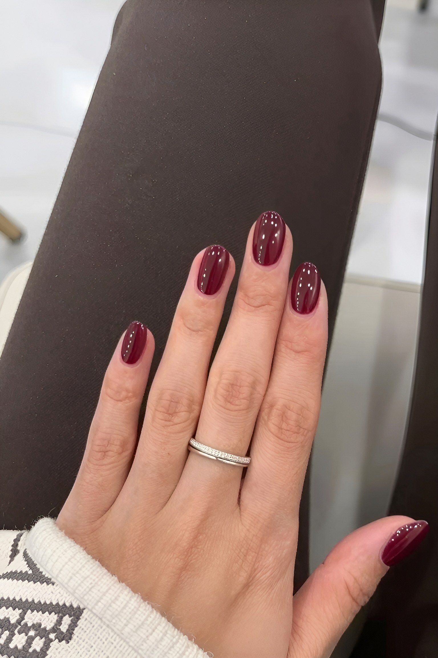 Choosing Glossy Deep Cherry Mocha Nails for December