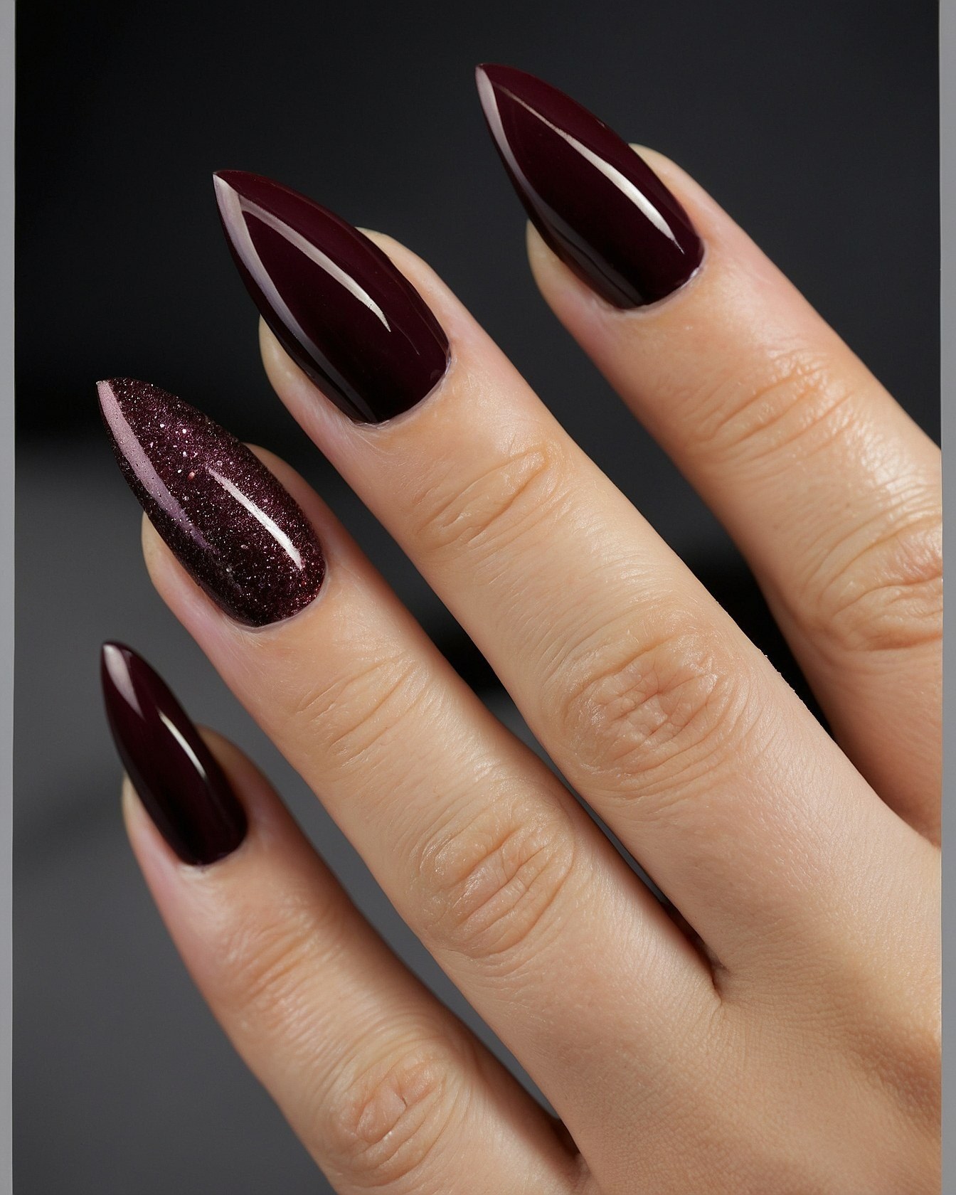 Why is the accent nail so striking?