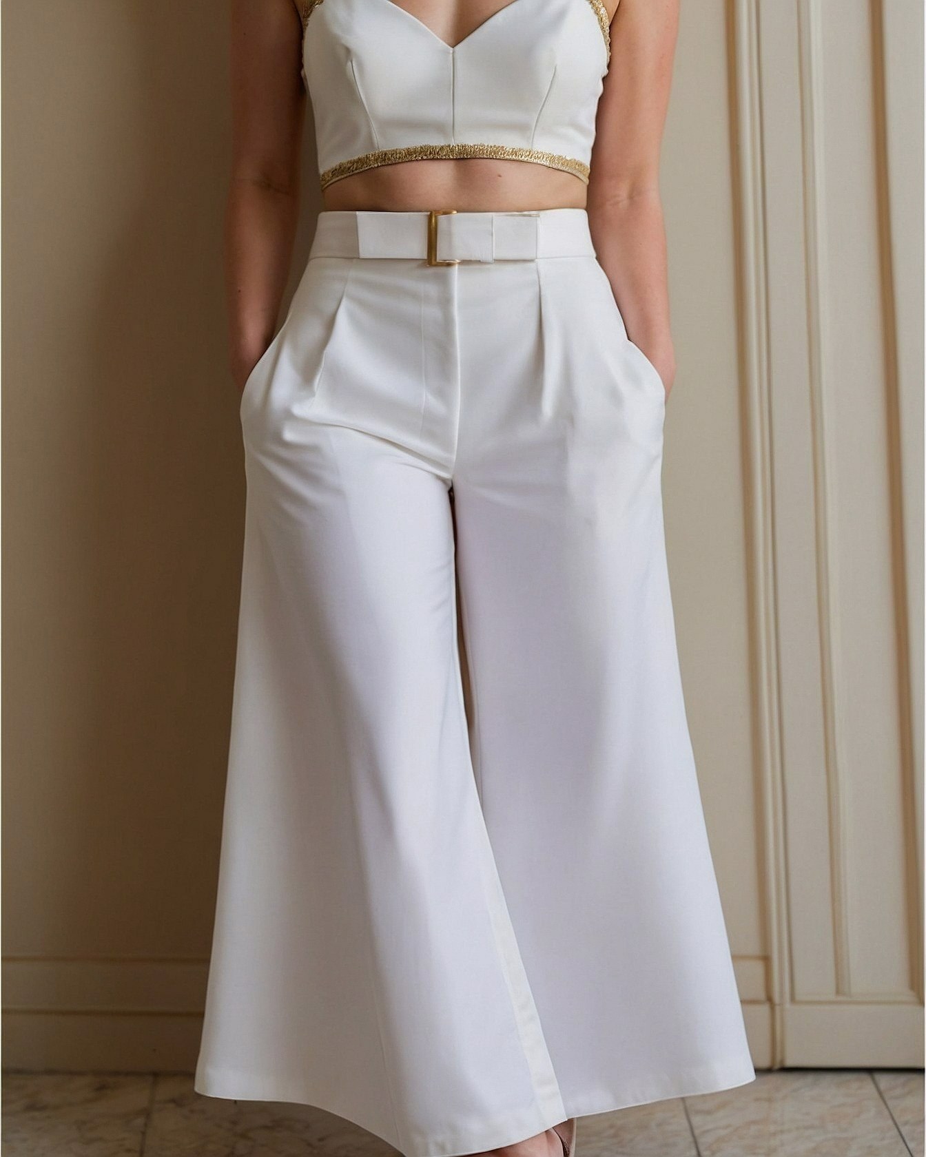 Wide-Legged Trousers with a Statement Belt