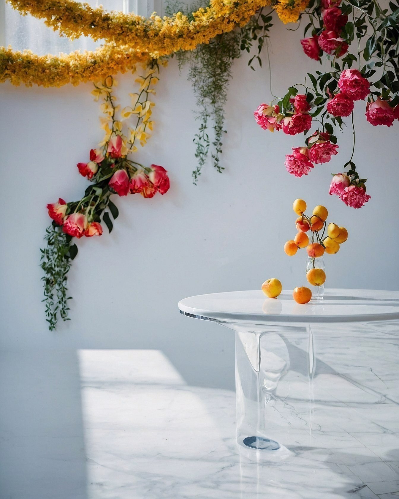 Hanging Florals and a Clear Acrylic Table Setting