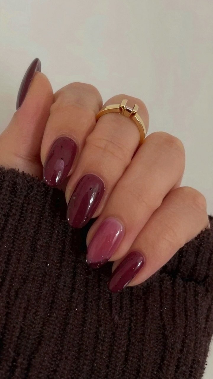 Pairing Solid Burgundy Polish With French Tips