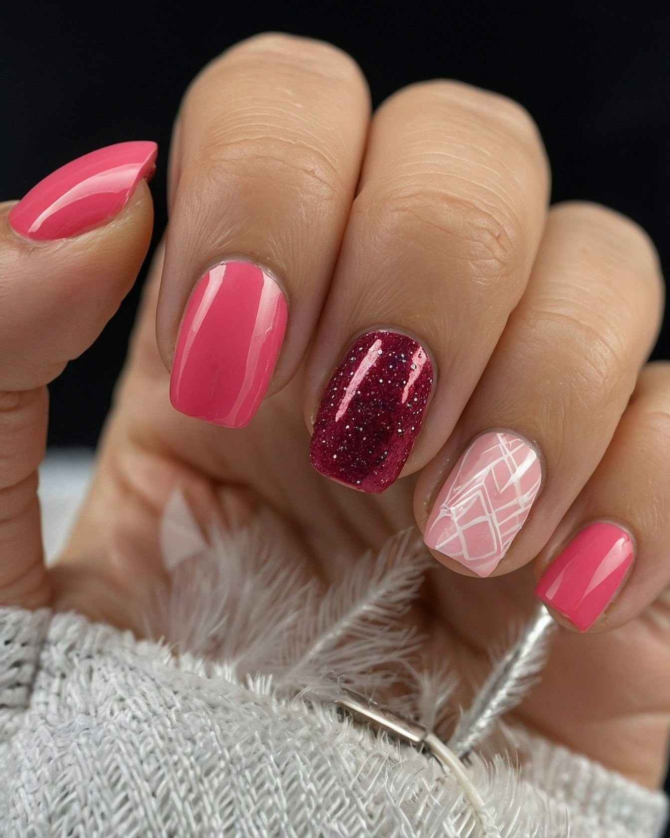 Choosing Between Solid Polish And Glitter Polka Dots