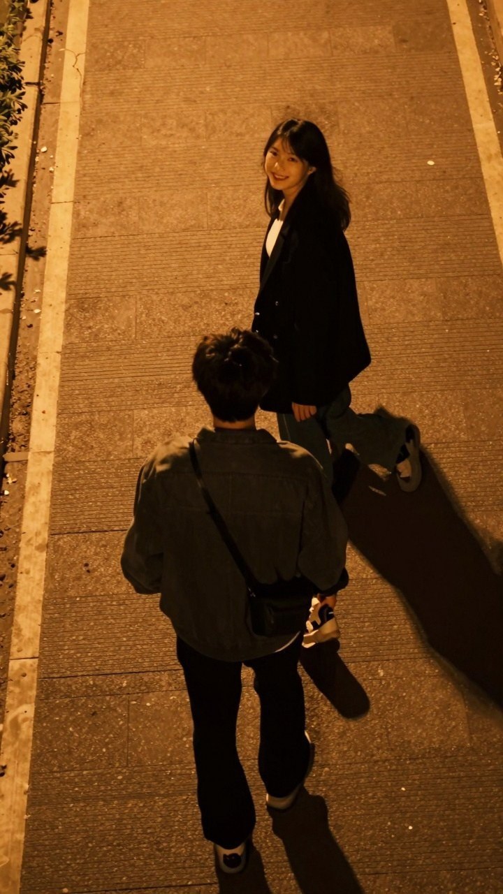 Selecting Nighttime Couple Portraits for Your Wallpapers