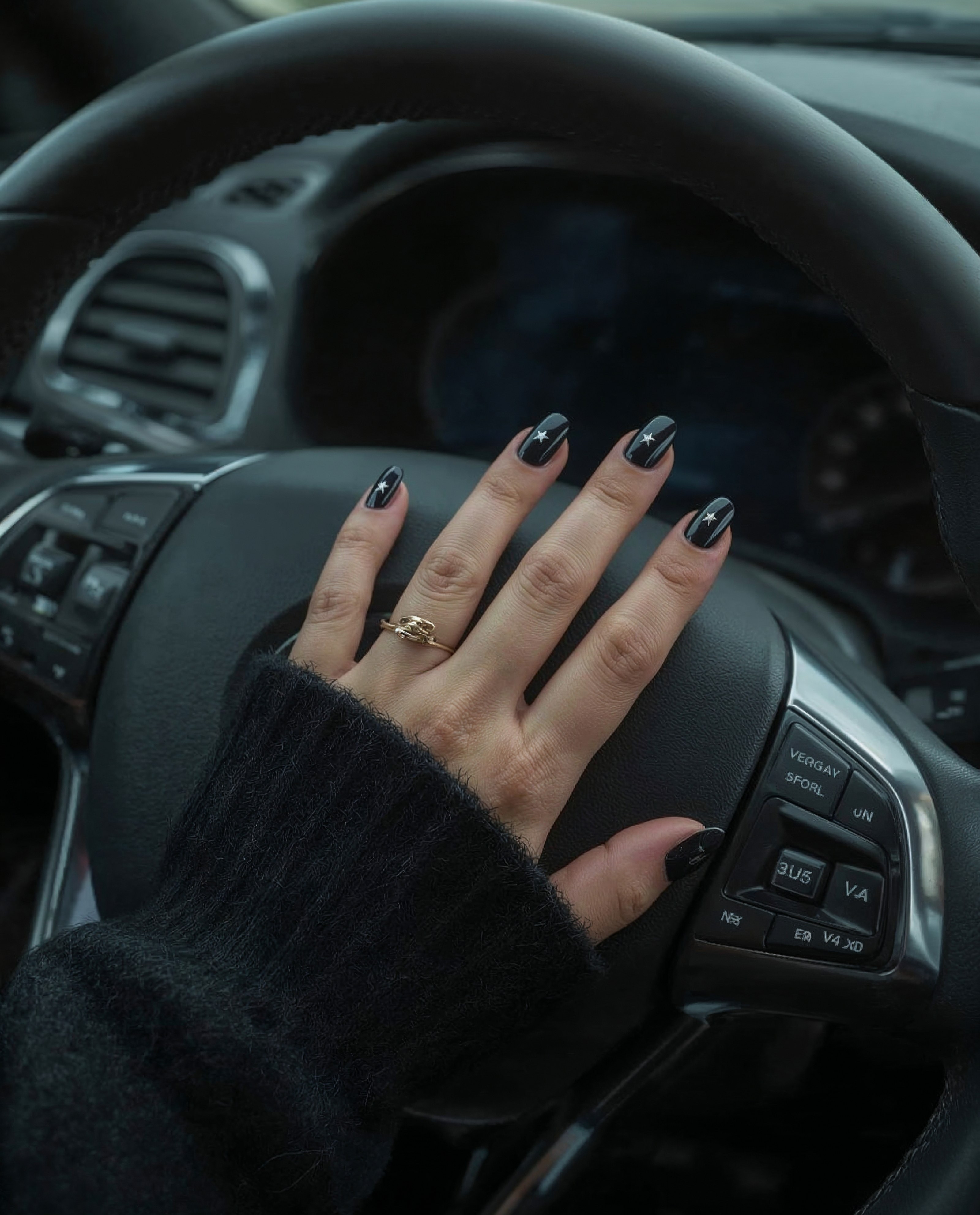 Effortless Chic: Navy Blue Nails in Lifestyle