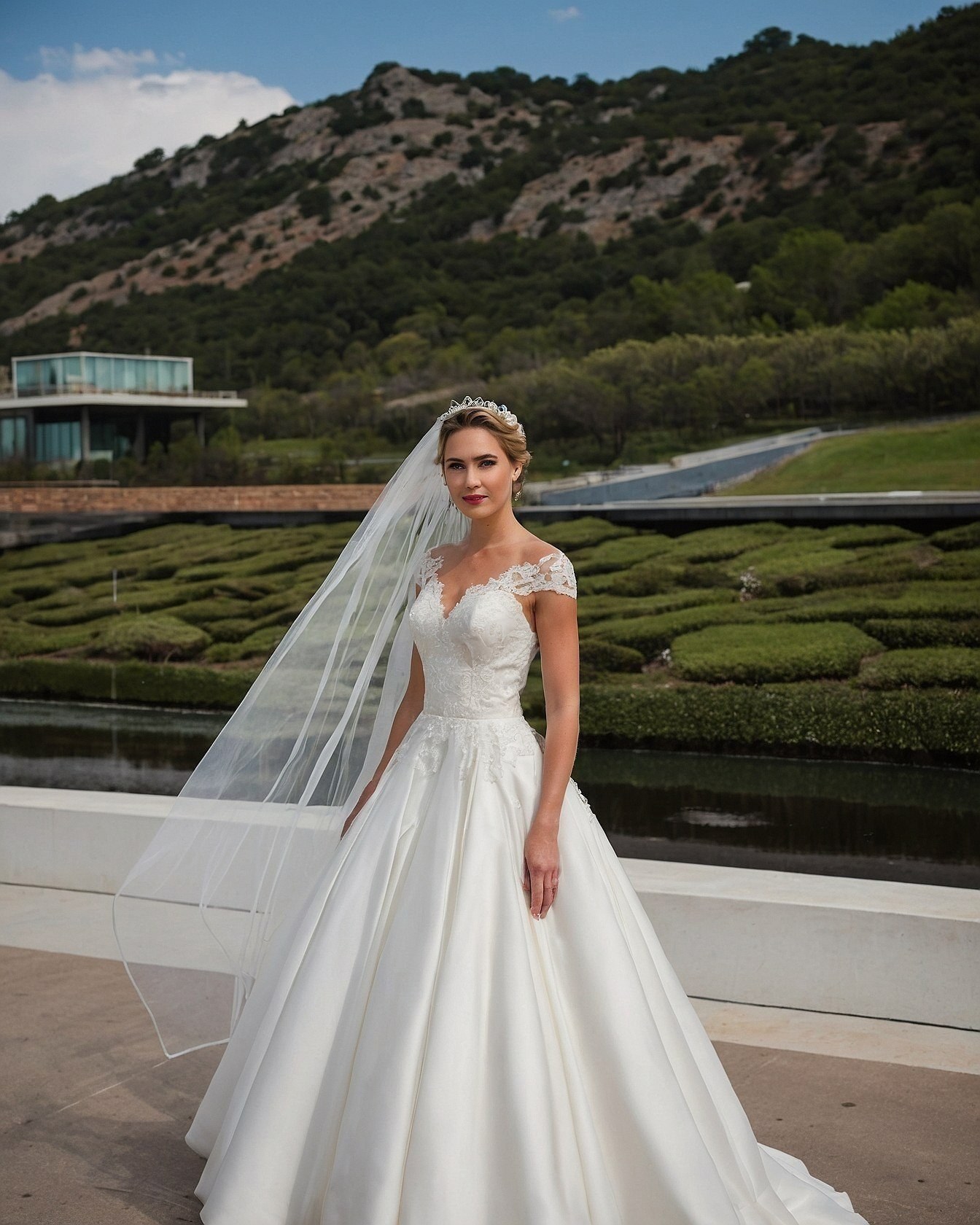 Structured Bodice Meets Flowing Ballgown Silhouette