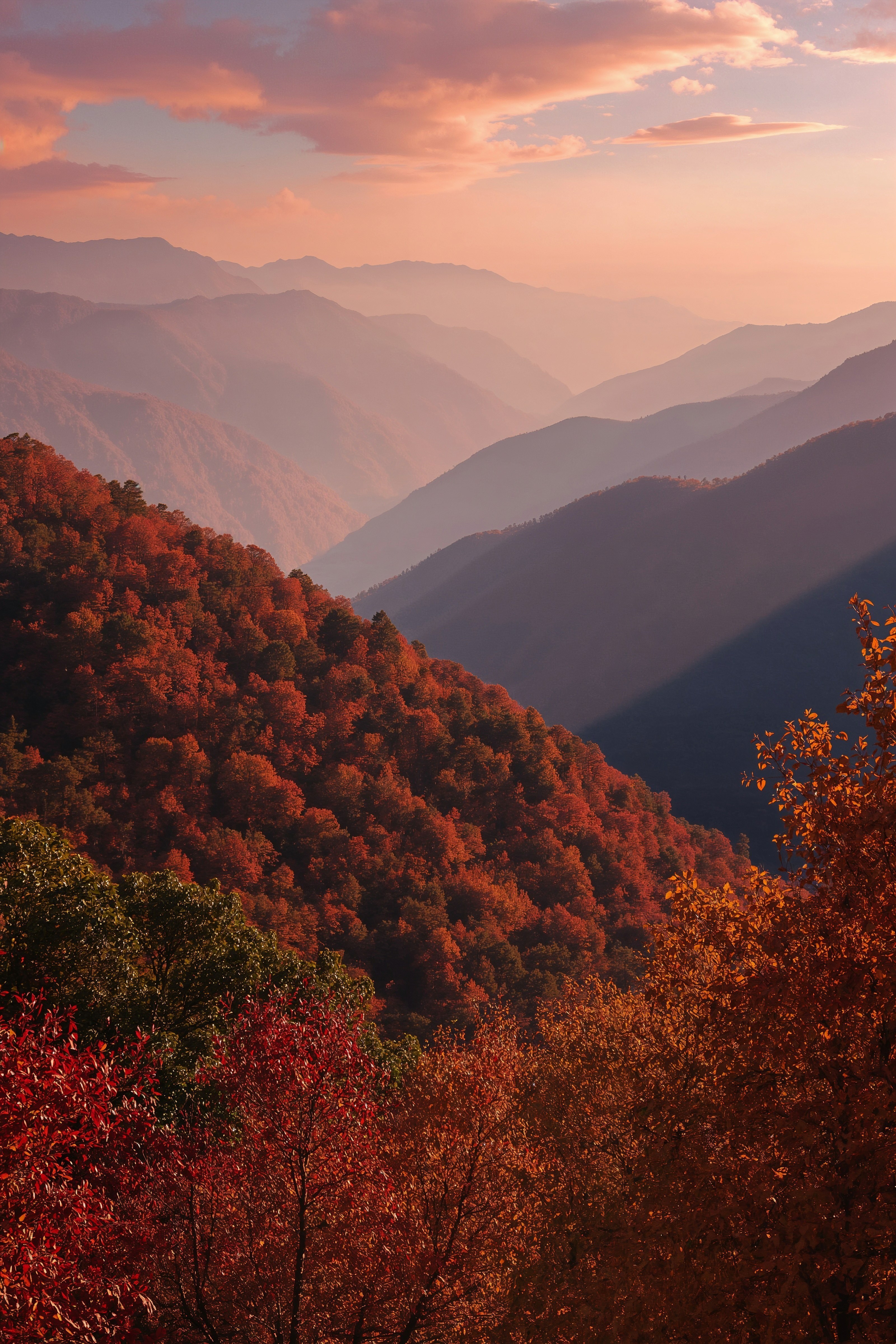 Vibrant Autumn Peaks: Majestic Mountain Views & Foggy Nature Wallpaper 4K