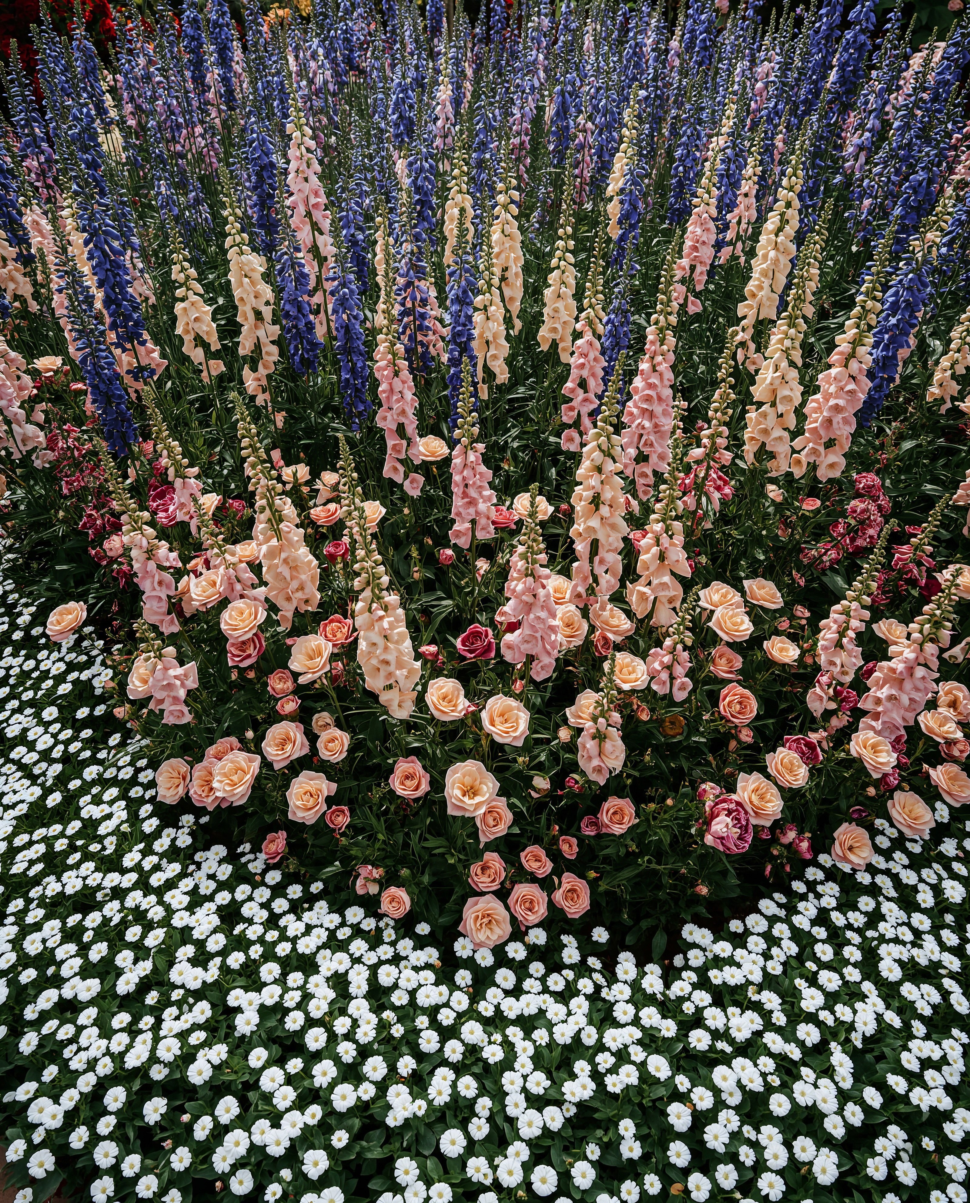 Enchanting Cottagecore Garden: A Perennial Bloom Paradise