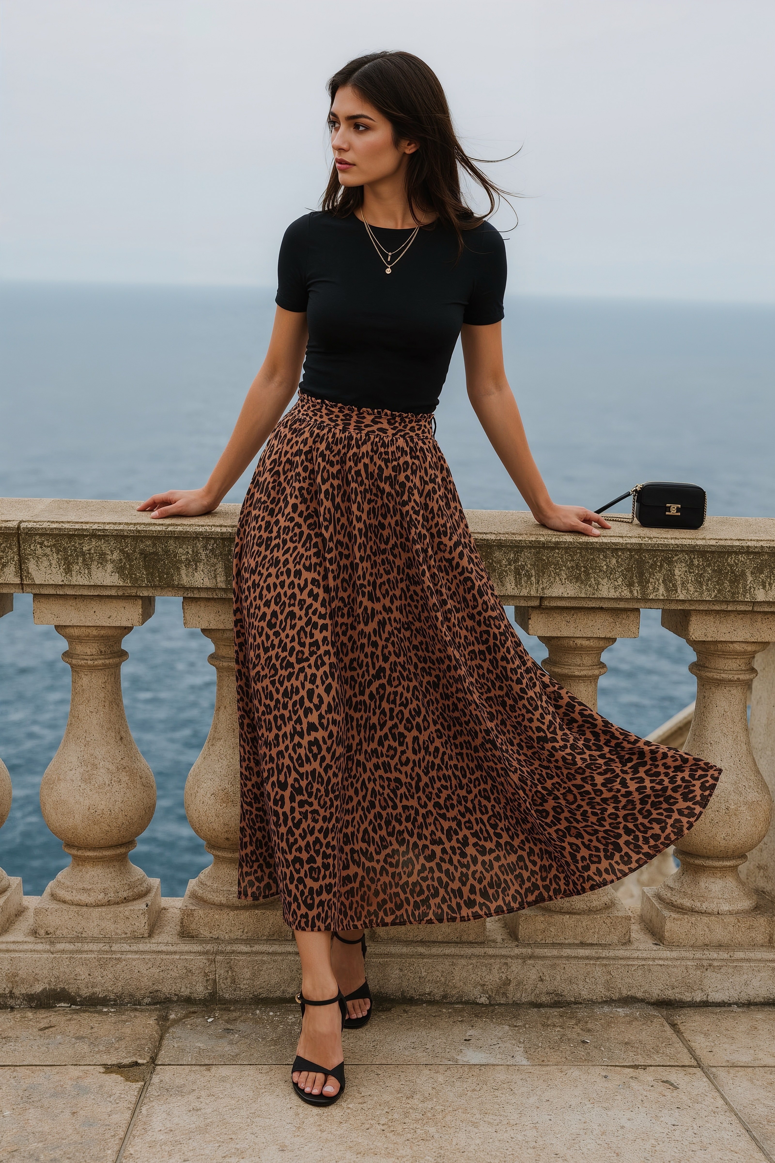 Coastal Chic: Easy Trendy Beach Outfit Ideas