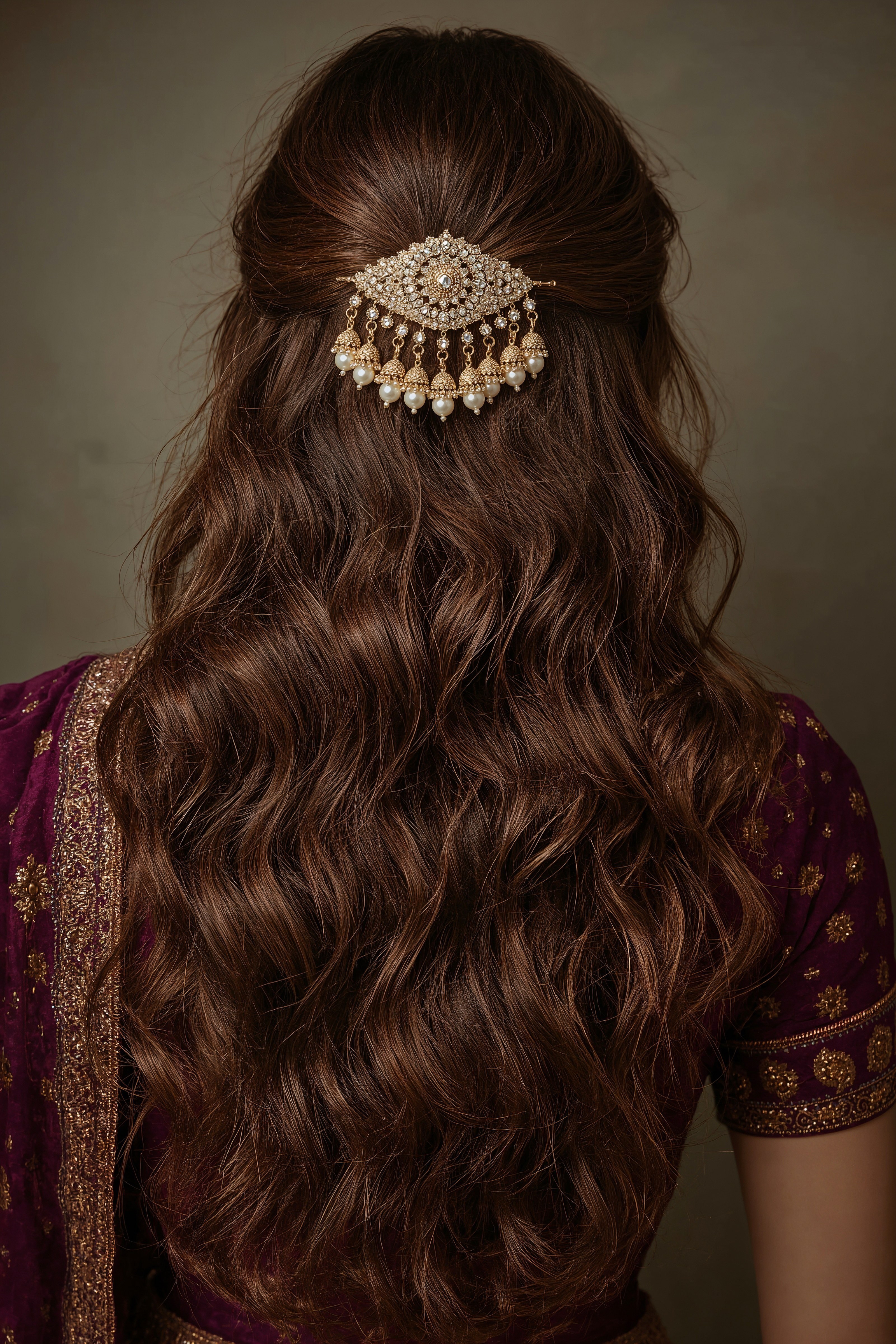 Gold & Pearl Hair Tikka: Regal Pakistani Wedding Glamour