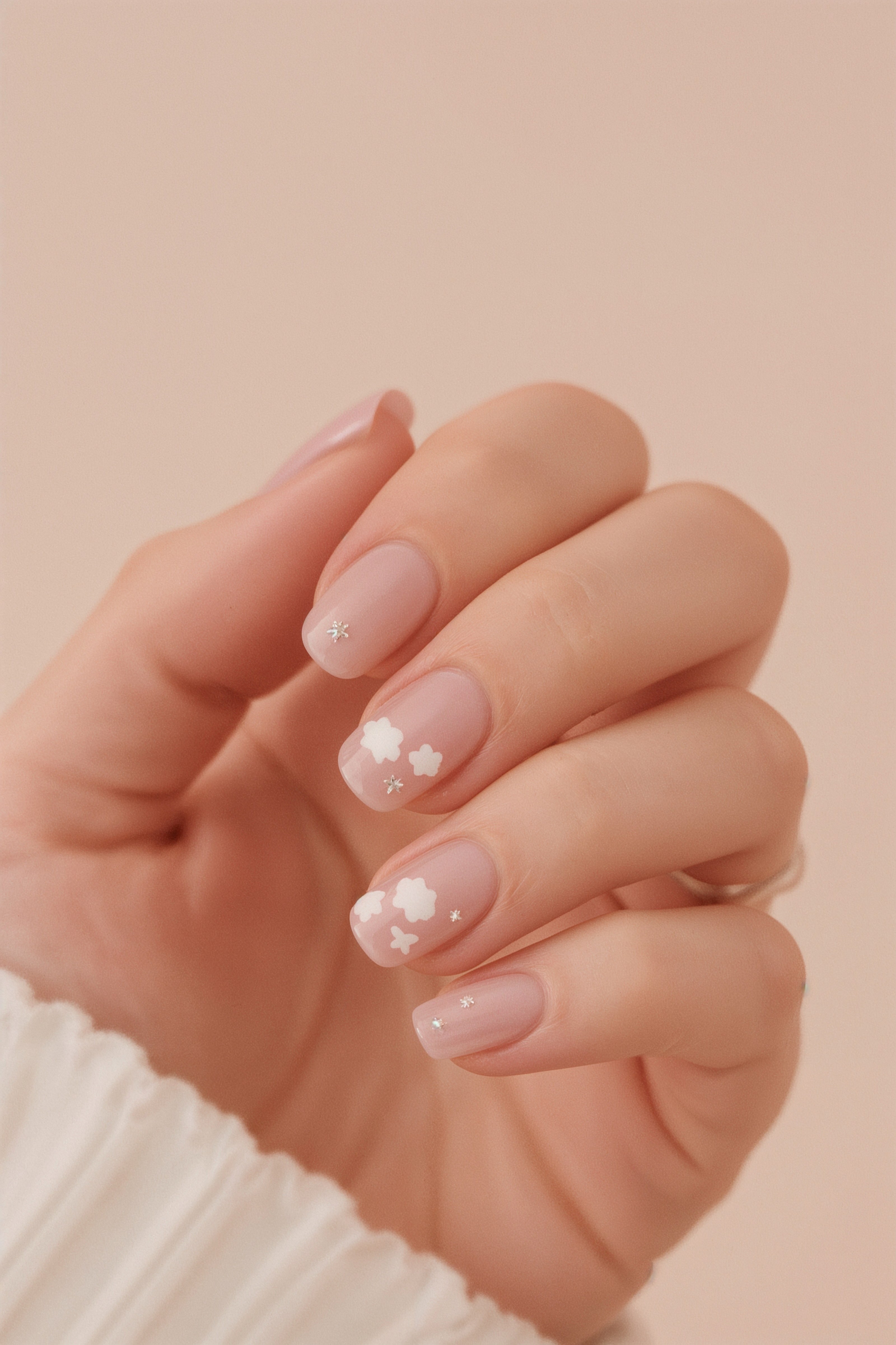 Adorable Short Gel Nails: Cute Aesthetic Manicure Designs
