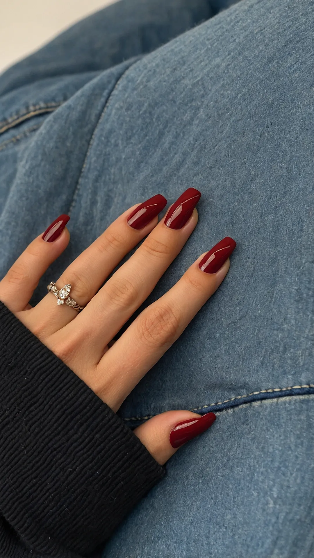 Crimson Cozy Manis