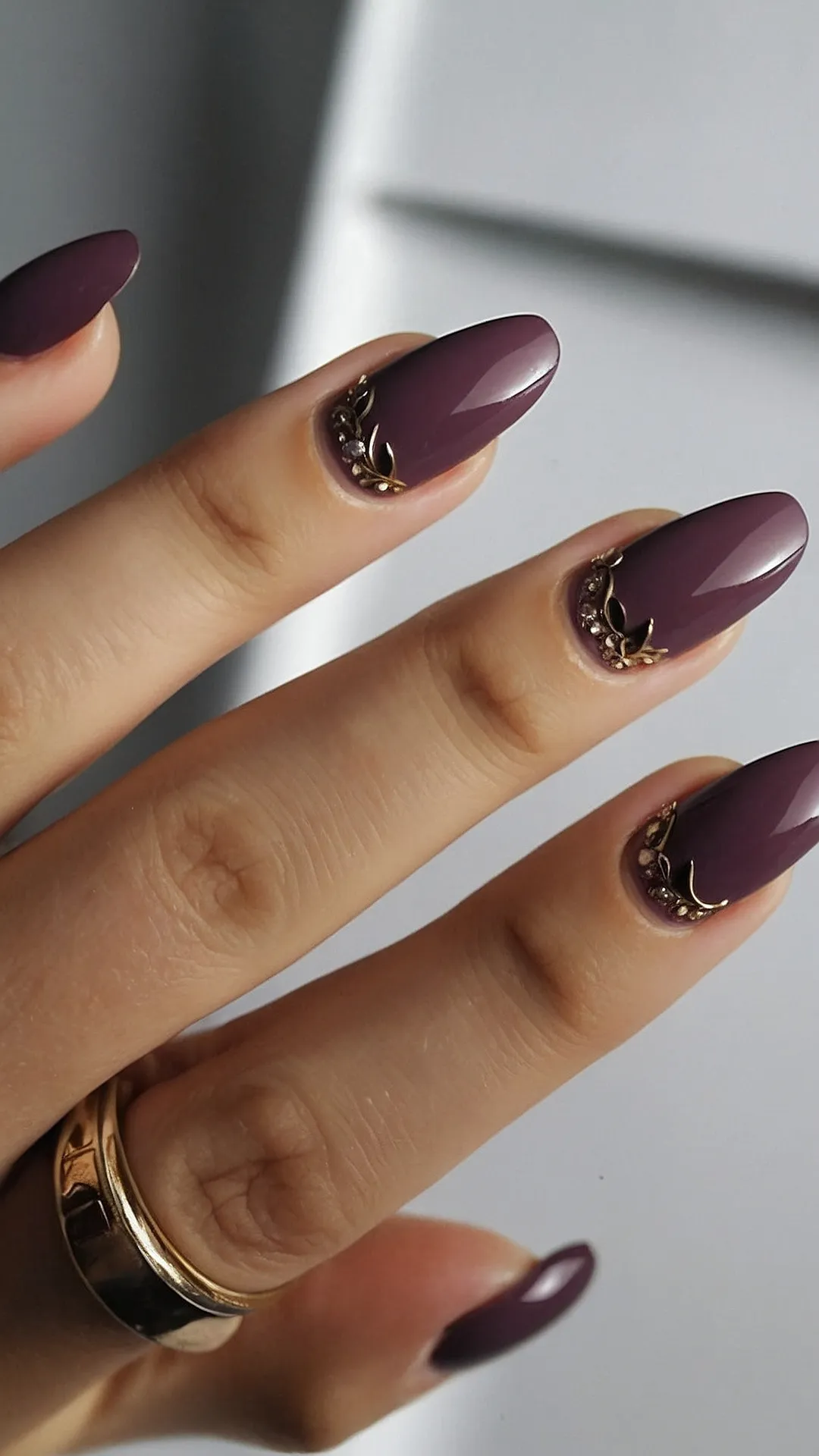 Fall Nail Trends: From Pumpkin Spice to Royal Glam: