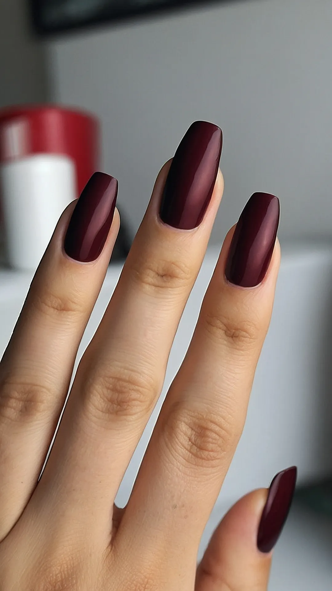 Fall in Love with This Burgundy Nail Trend!: