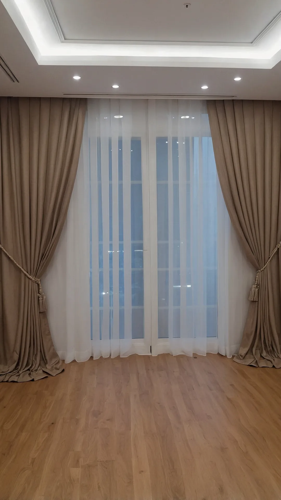 Window's Wardrobe