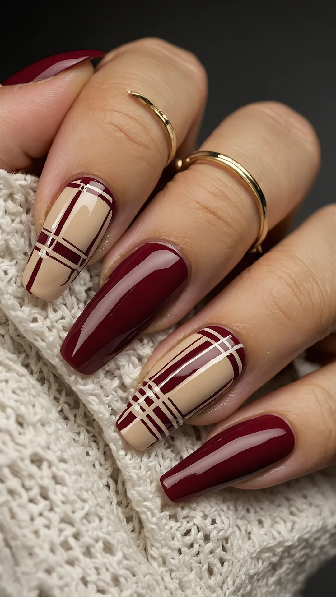 Trendy Tartan Mani