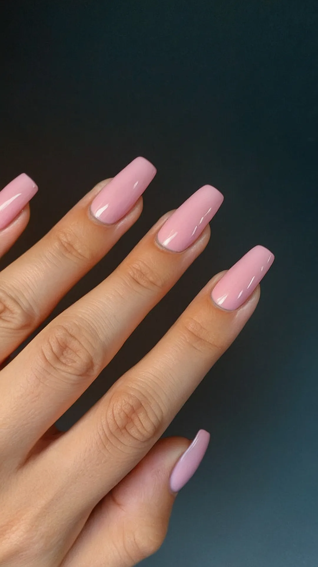 Pink Power: Fall's Nail Heatwave