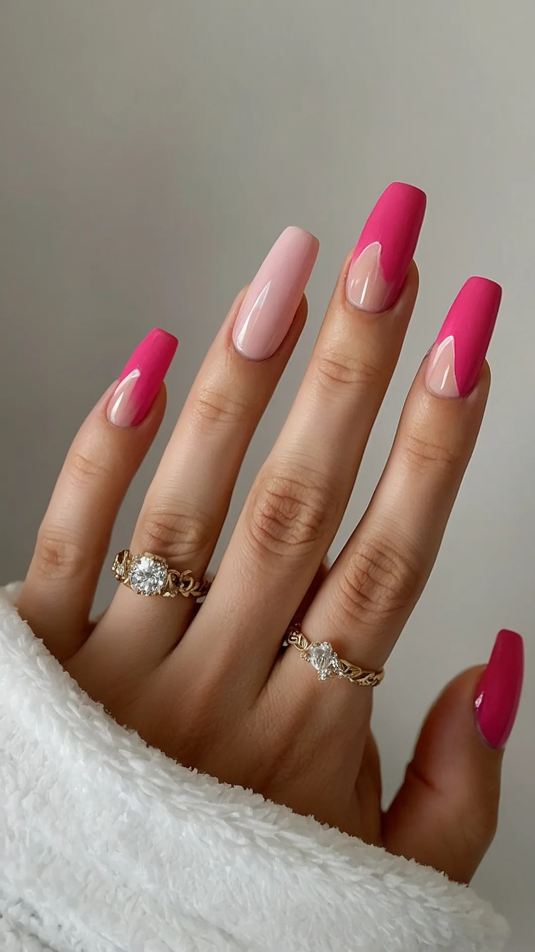 Cute Crime: Pink Nails