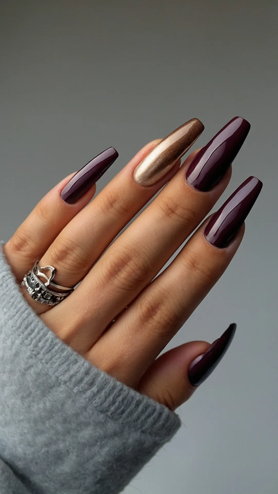 Chic & Simple Nail