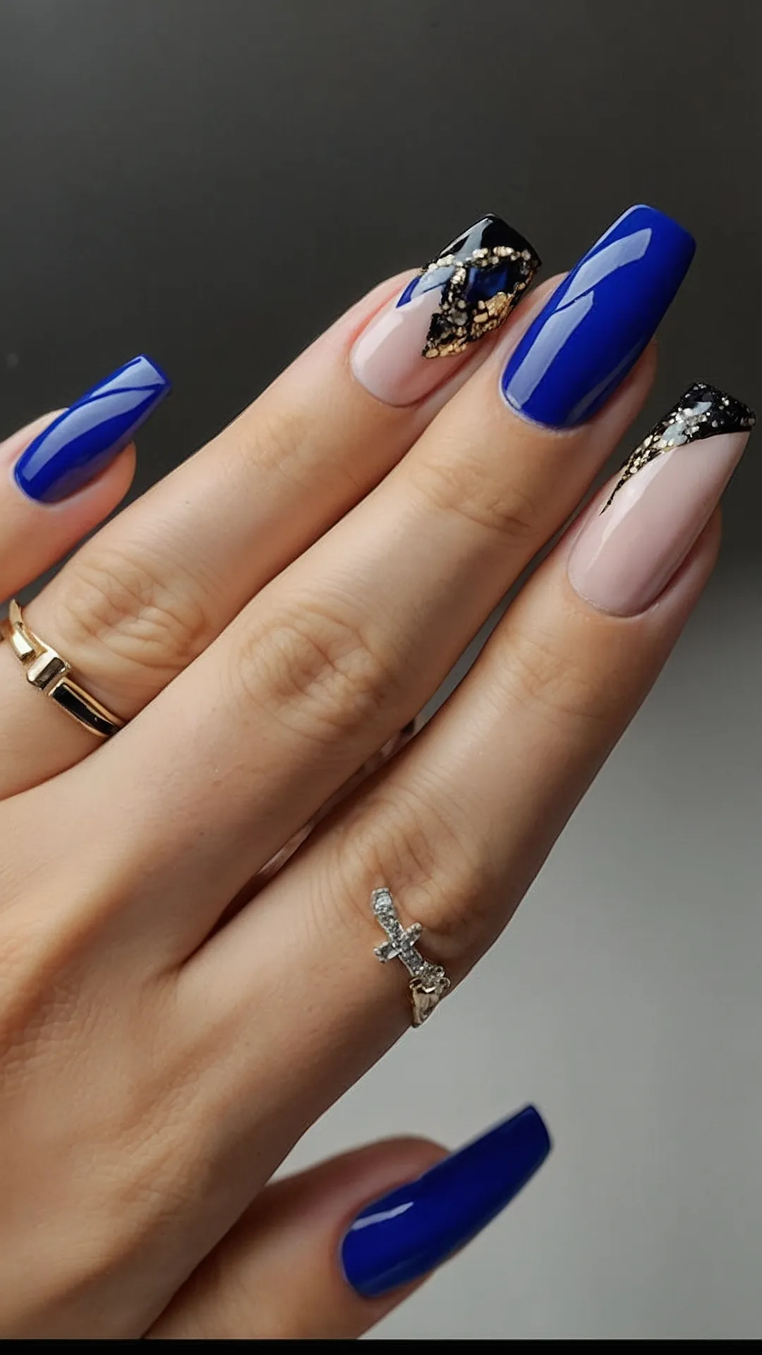 Nail Art Goals: Blue and Gold Glitter