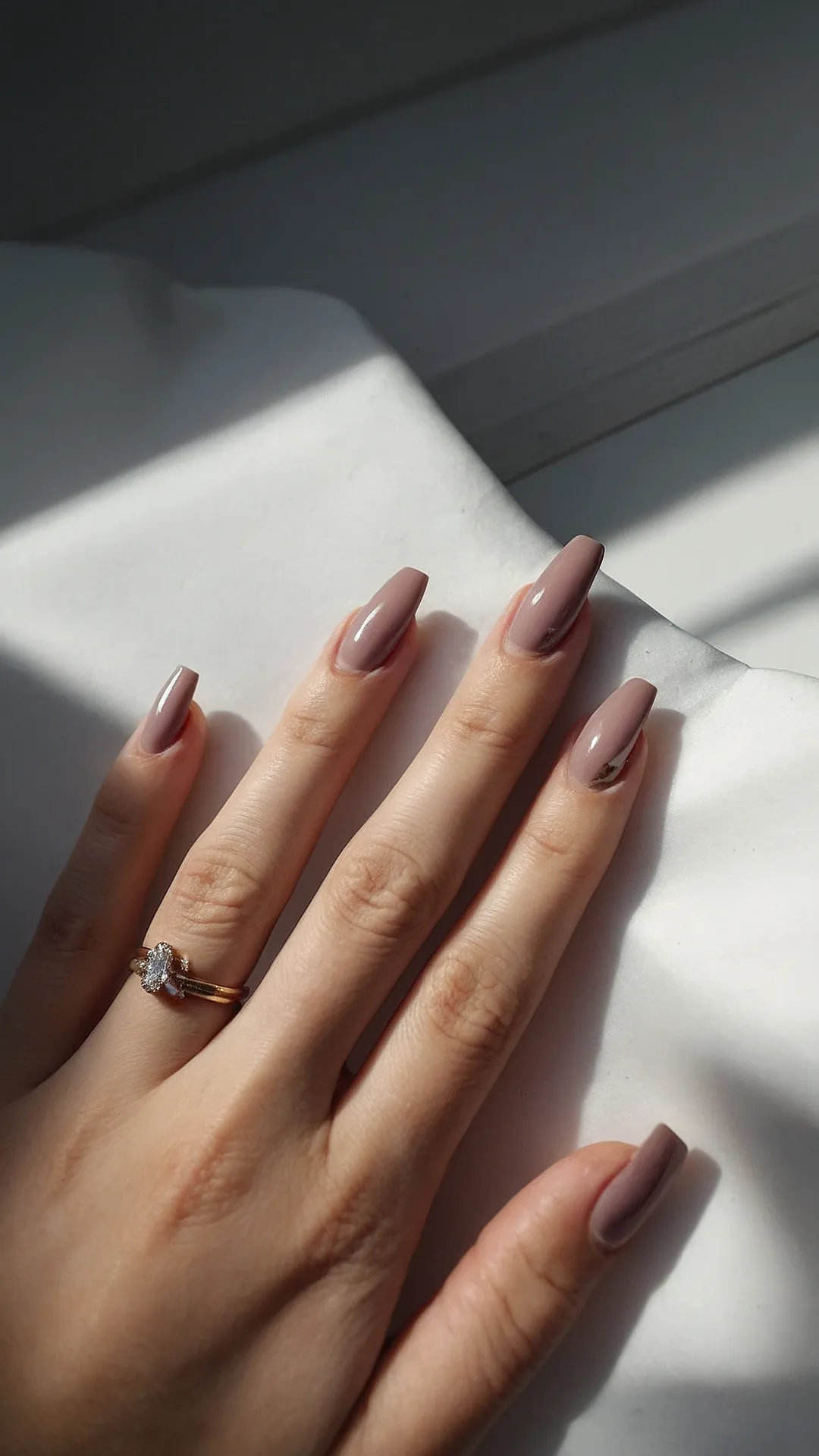 Warm Tones and Chic Styles for Your Fall Nail Art