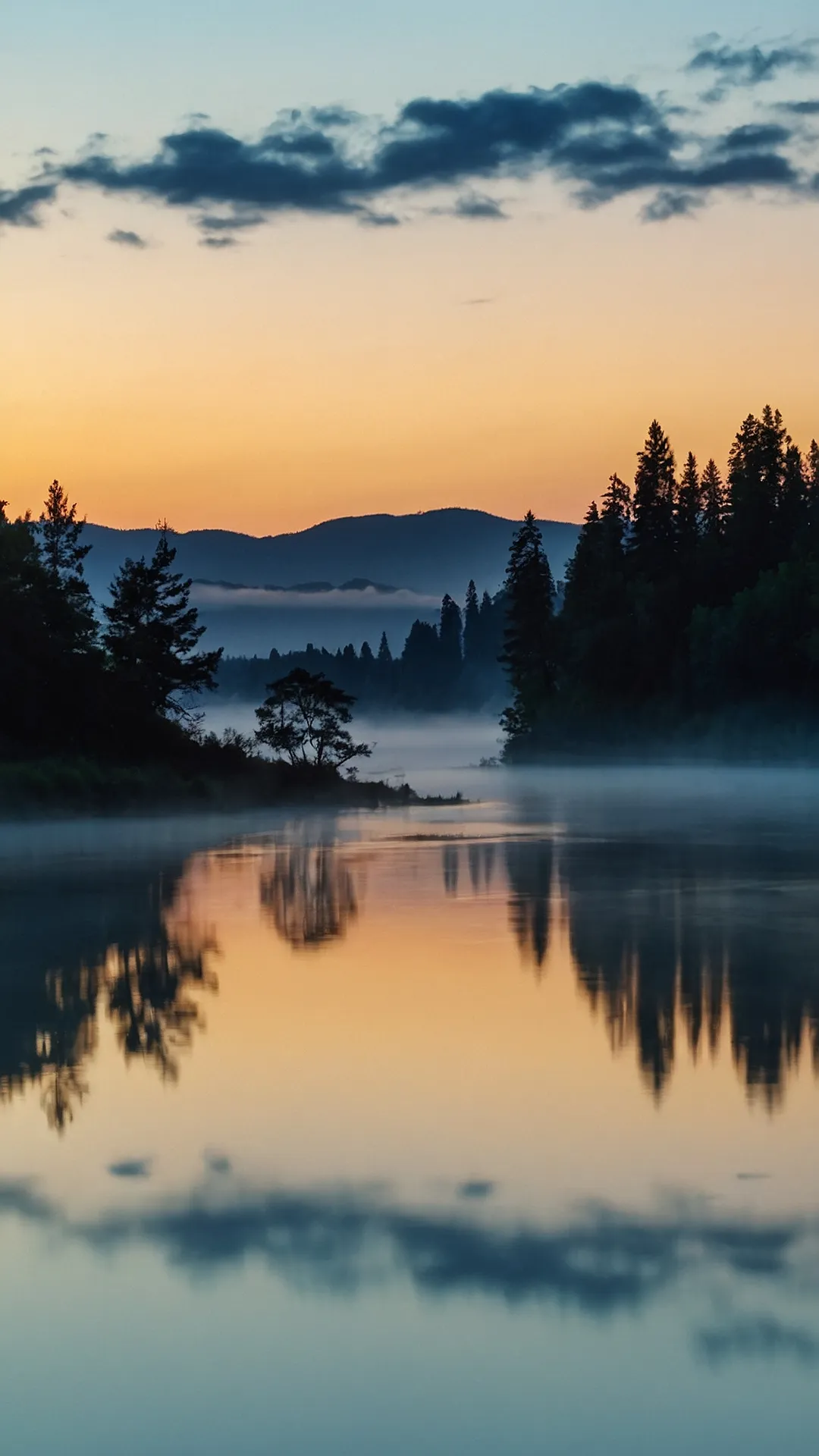 Lake's Reflection