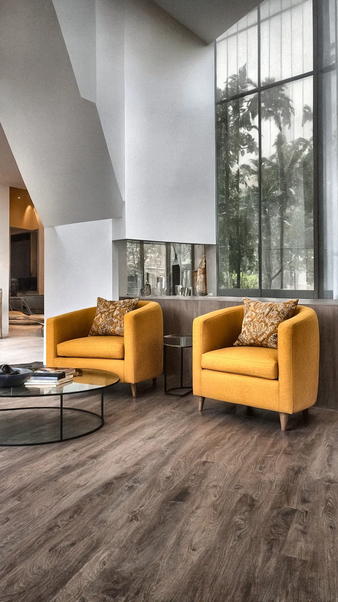 Statement Seating: Yellow Chair Power