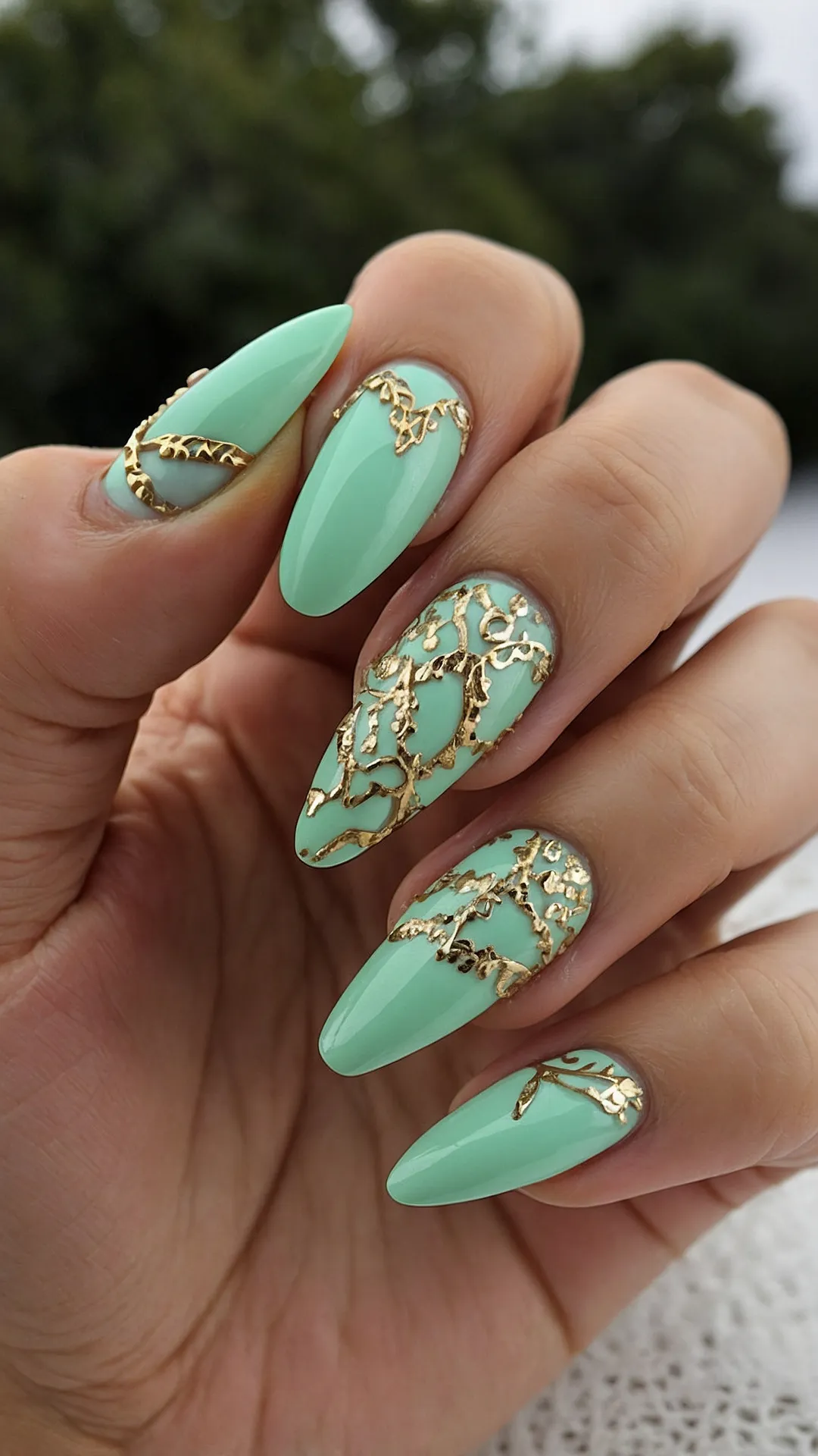 Gleaming May Manis