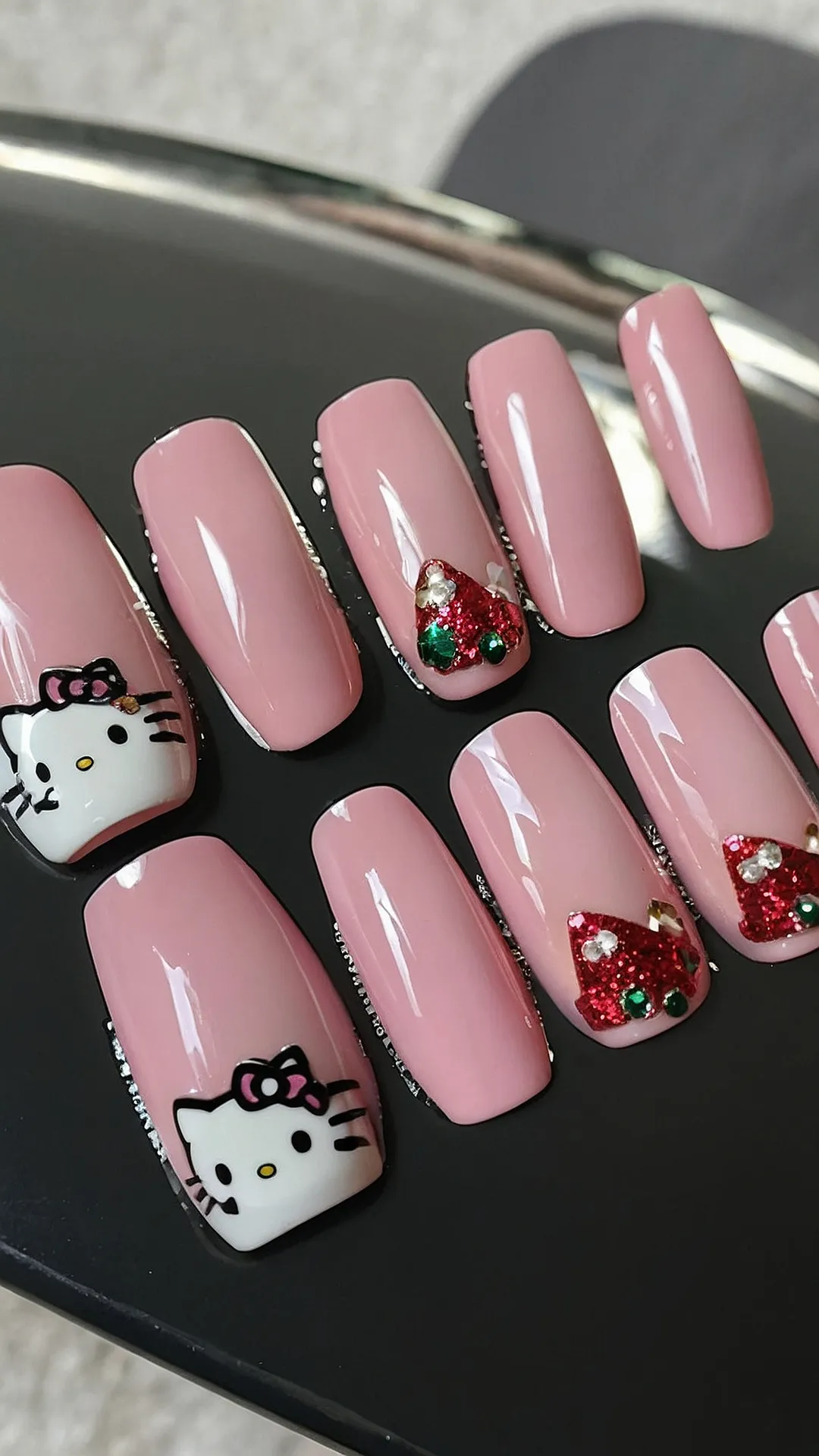 Festive Kitty Nails