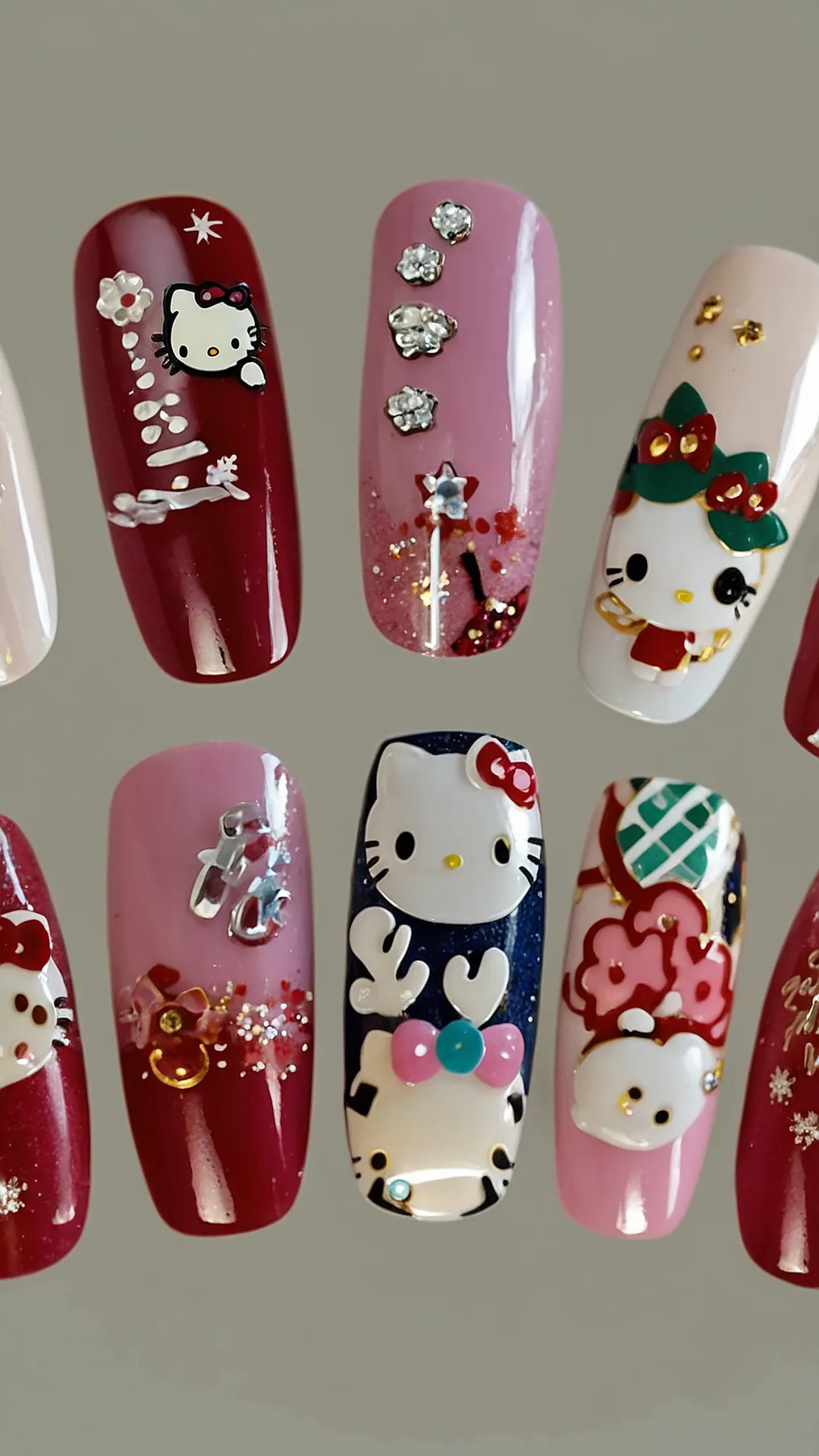 Paw-fect Christmas Manicure